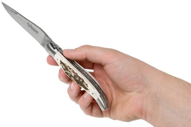 Laguiole En Aubrac 12cm Double Plates, Stag Horn Hand-filed, L0712BCI/FSB1 8 Laguiole En Aubrac 12cm Double Plates, Stag Horn Hand-filed, L0712BCI/FSB1 - Image 8