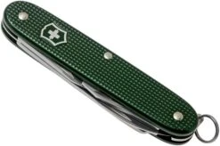 Victorinox Pioneer Alox Green 0.8201.24R4.KTE1 Knivesandtools Edition, Swiss Pocket Knife 10 Victorinox Pioneer Alox Green 0.8201.24R4.KTE1 Knivesandtools Edition, Swiss Pocket Knife -Knife Shop VT0 8201 24R4 KTE1 05 victorinox