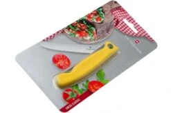 Victorinox SwissClassic Foldable Vegetable Knife Yellow Serrated, 6.7836.F8B -Knife Shop VT6 7836 F8B 07 victorinox